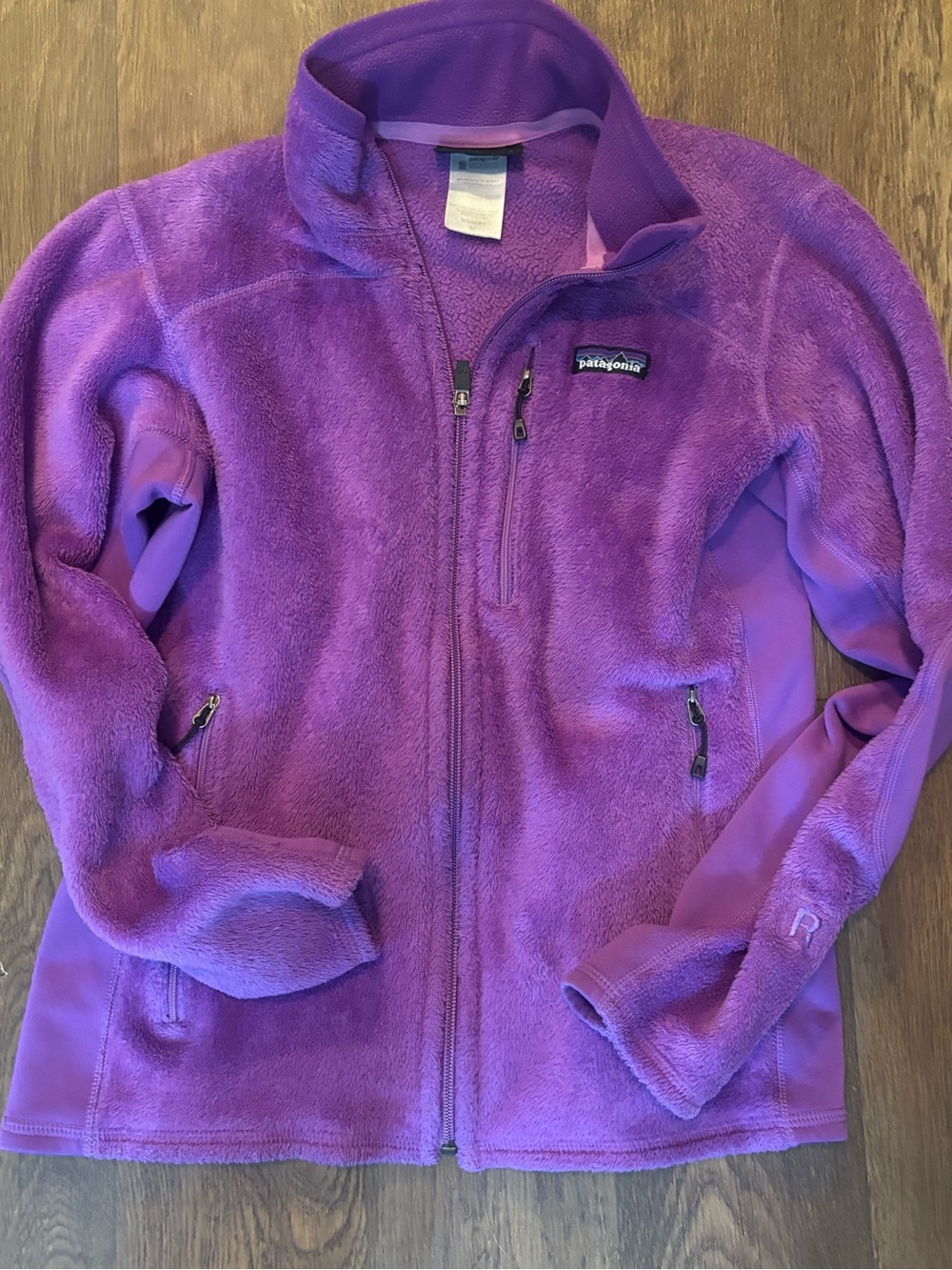 Patagonia Kids Purple Full-Zip Fleece Jacket with Zip Pockets